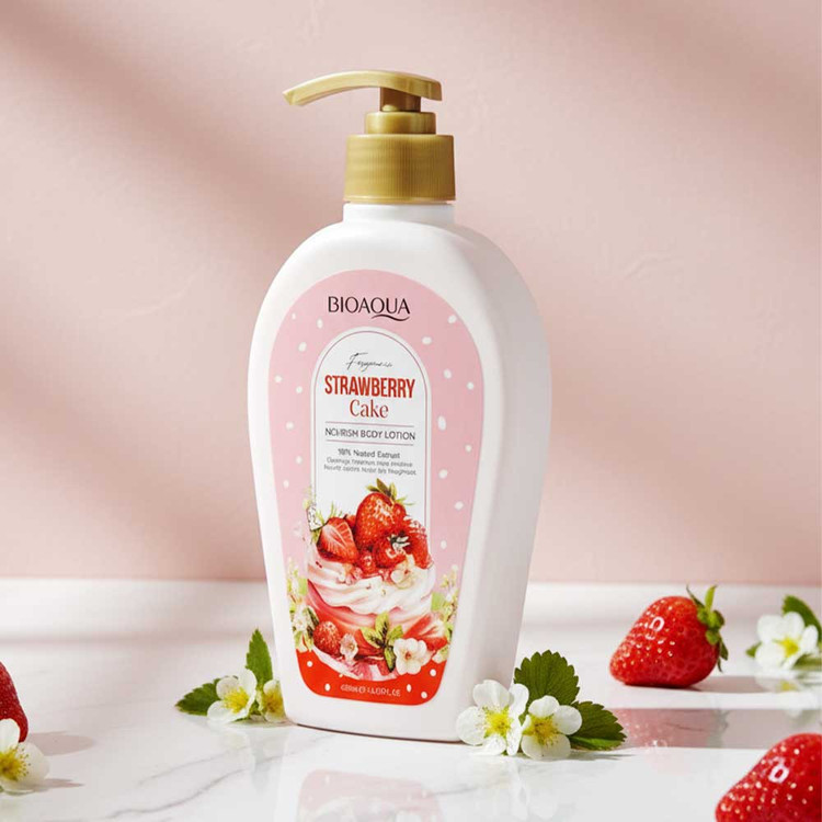 لوسیون بدن کیک توت فرنگی🧁🍓
